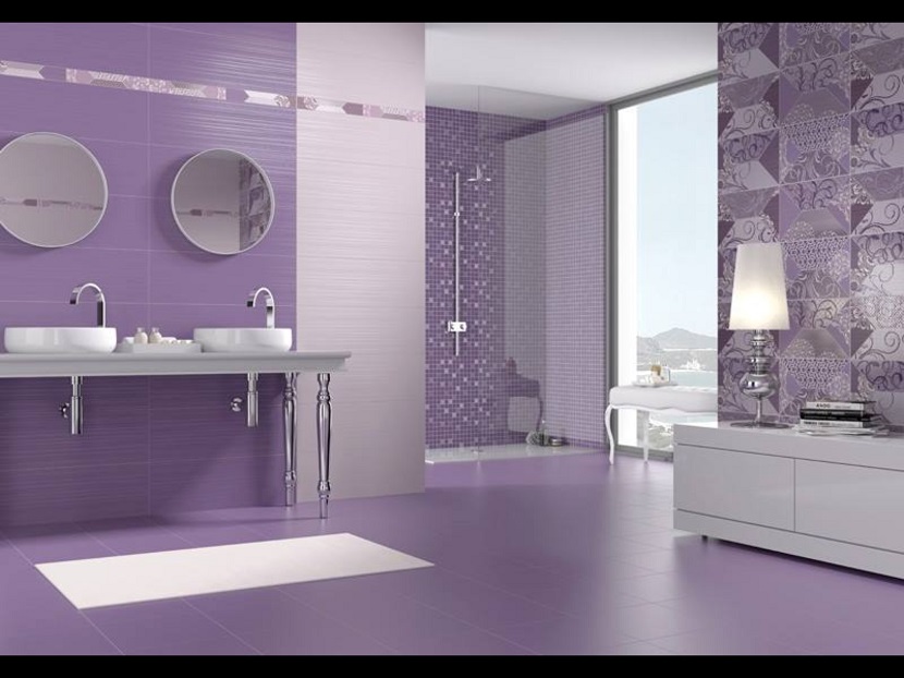 fioletowa łazienka
