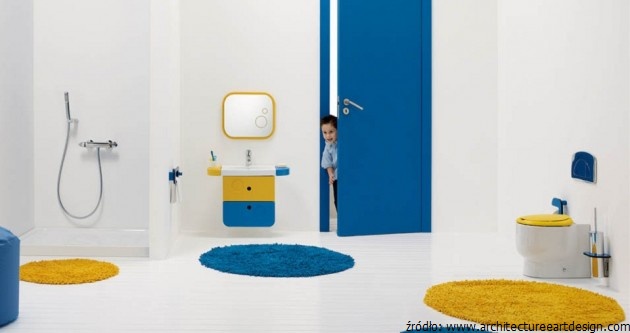 wspólna łazienka dla dzieci i dorosłych